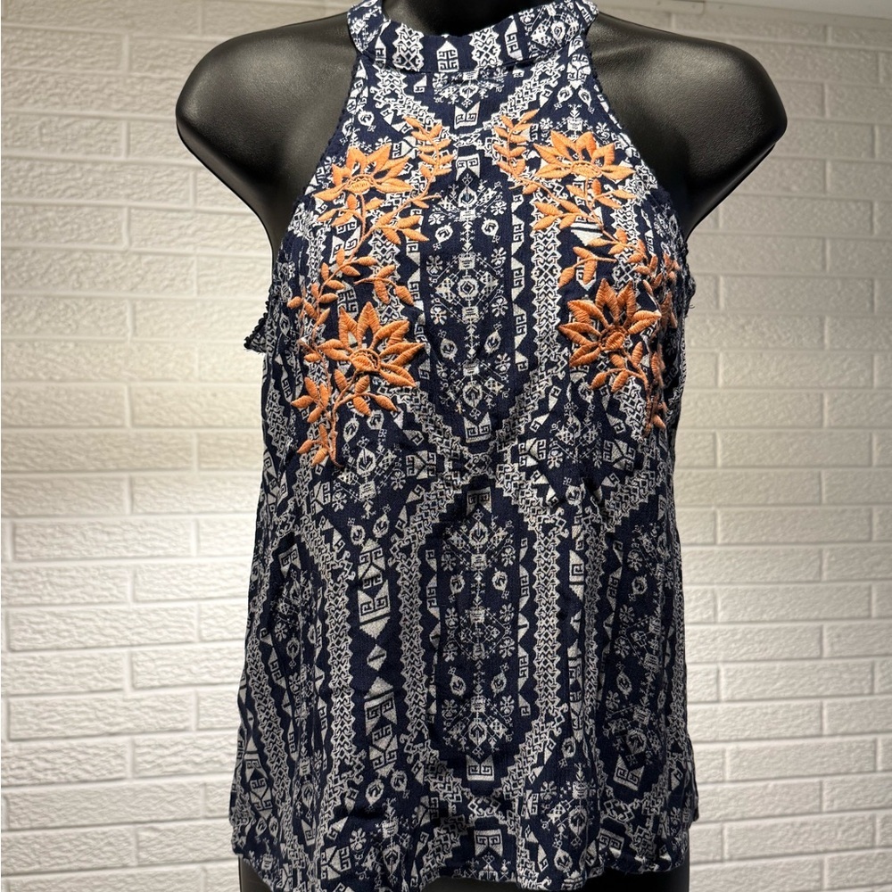 Xhilaration Navy and White Patterned‎ Top